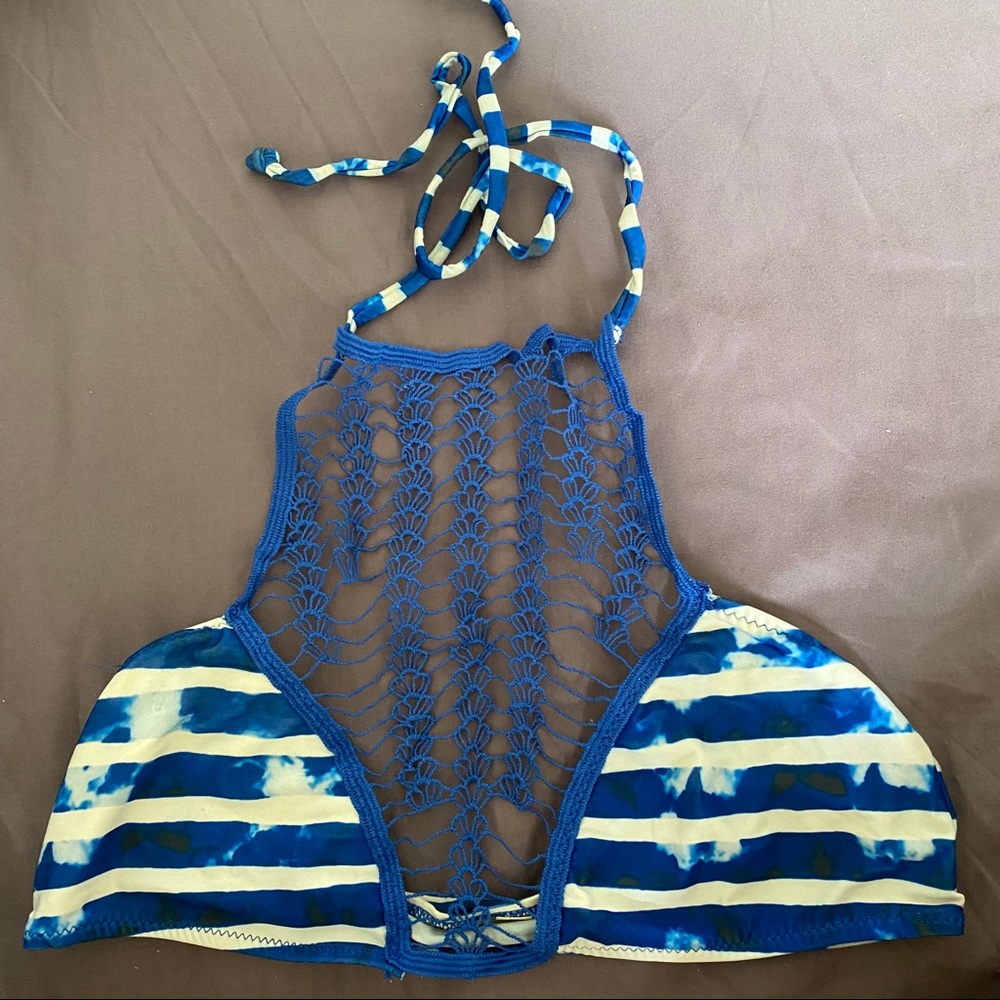 Acacia Dupe Top